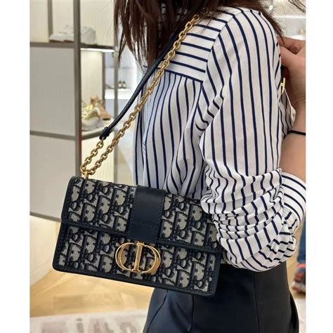 christian dior 30 montaigne bag|Dior 30 montaigne east west.